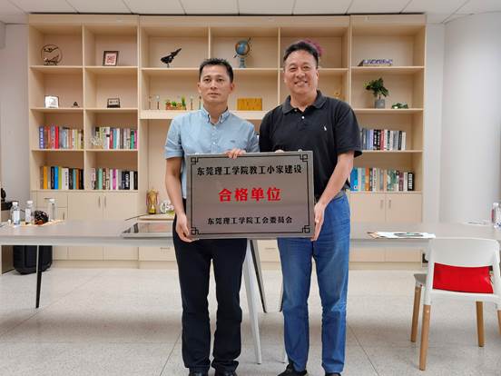 810f931dc55993135e48f6fccabcb11